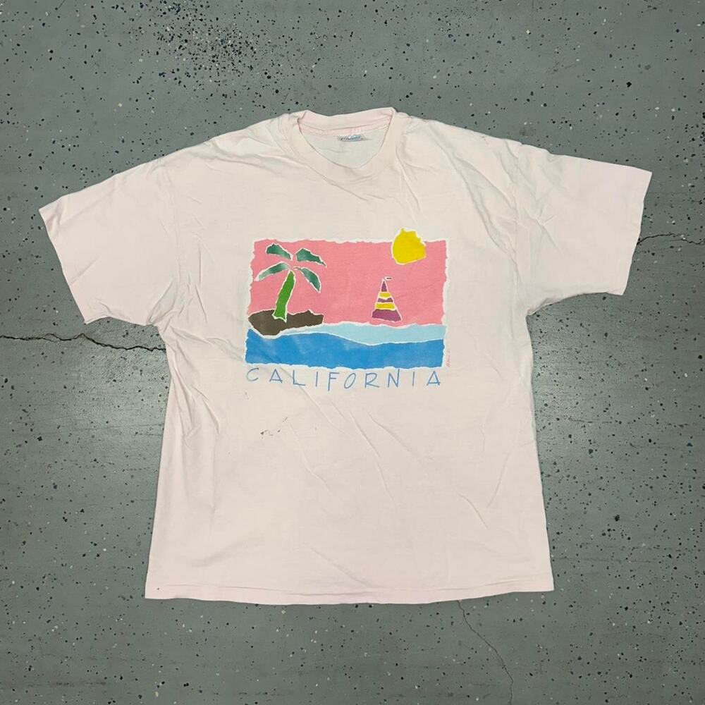 vintage California graphic tee with a retro vibe